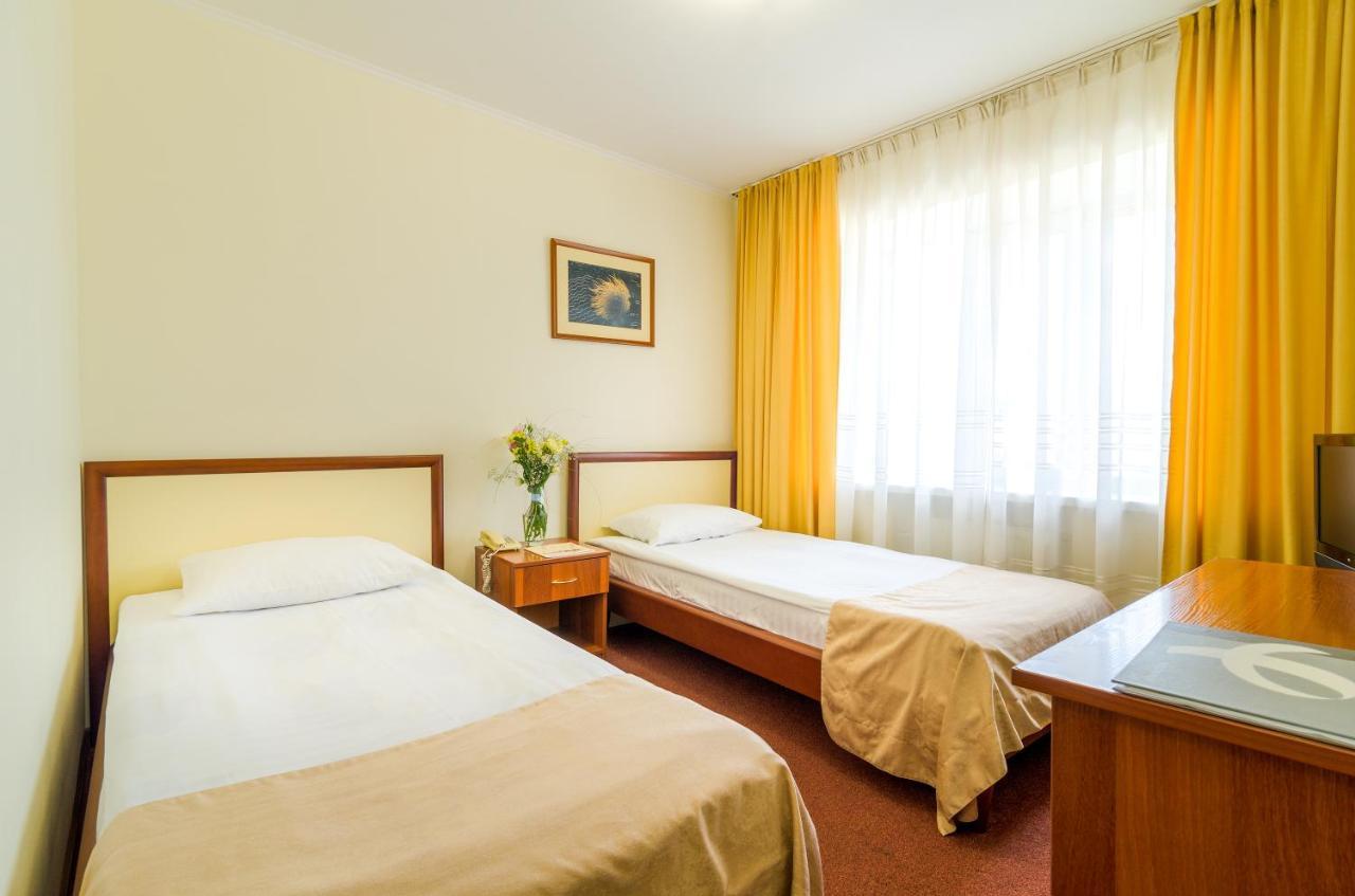 Raziotel Kryvyj Rih Esterno foto