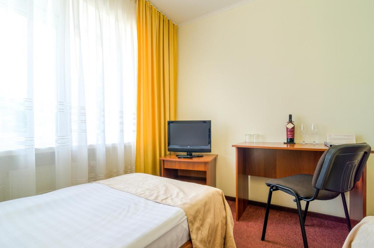Raziotel Kryvyj Rih Esterno foto
