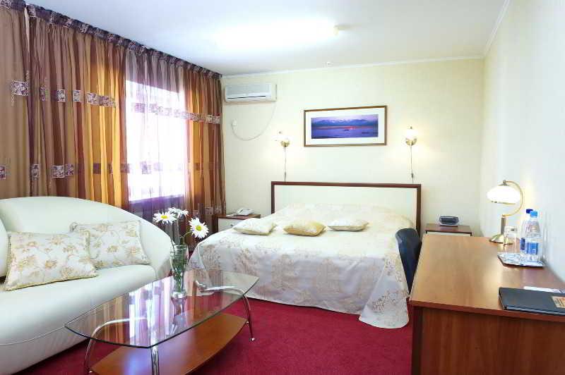 Raziotel Kryvyj Rih Esterno foto