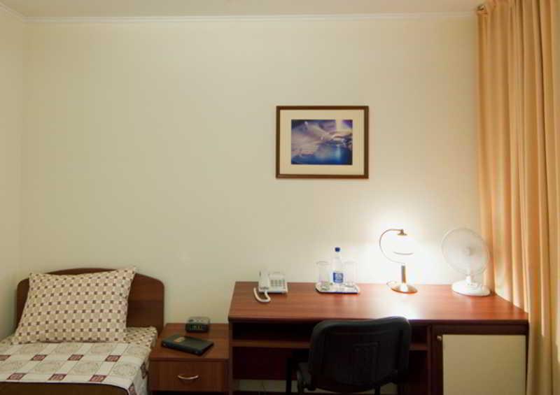 Raziotel Kryvyj Rih Esterno foto